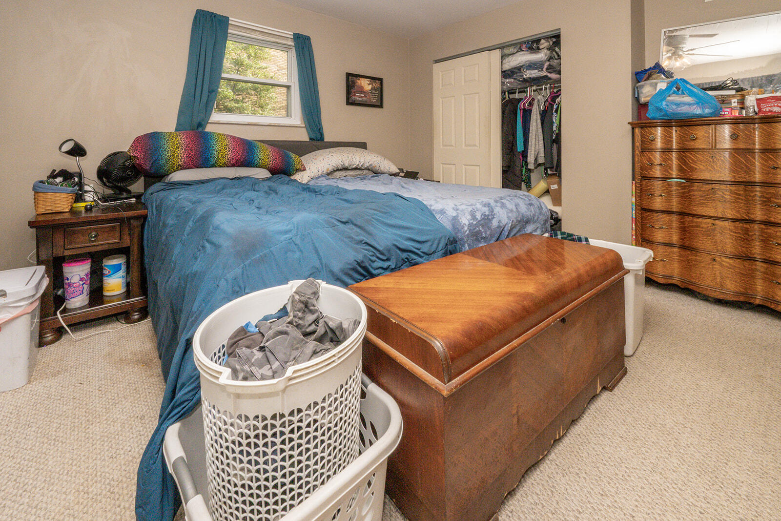 689 Skyline Drive