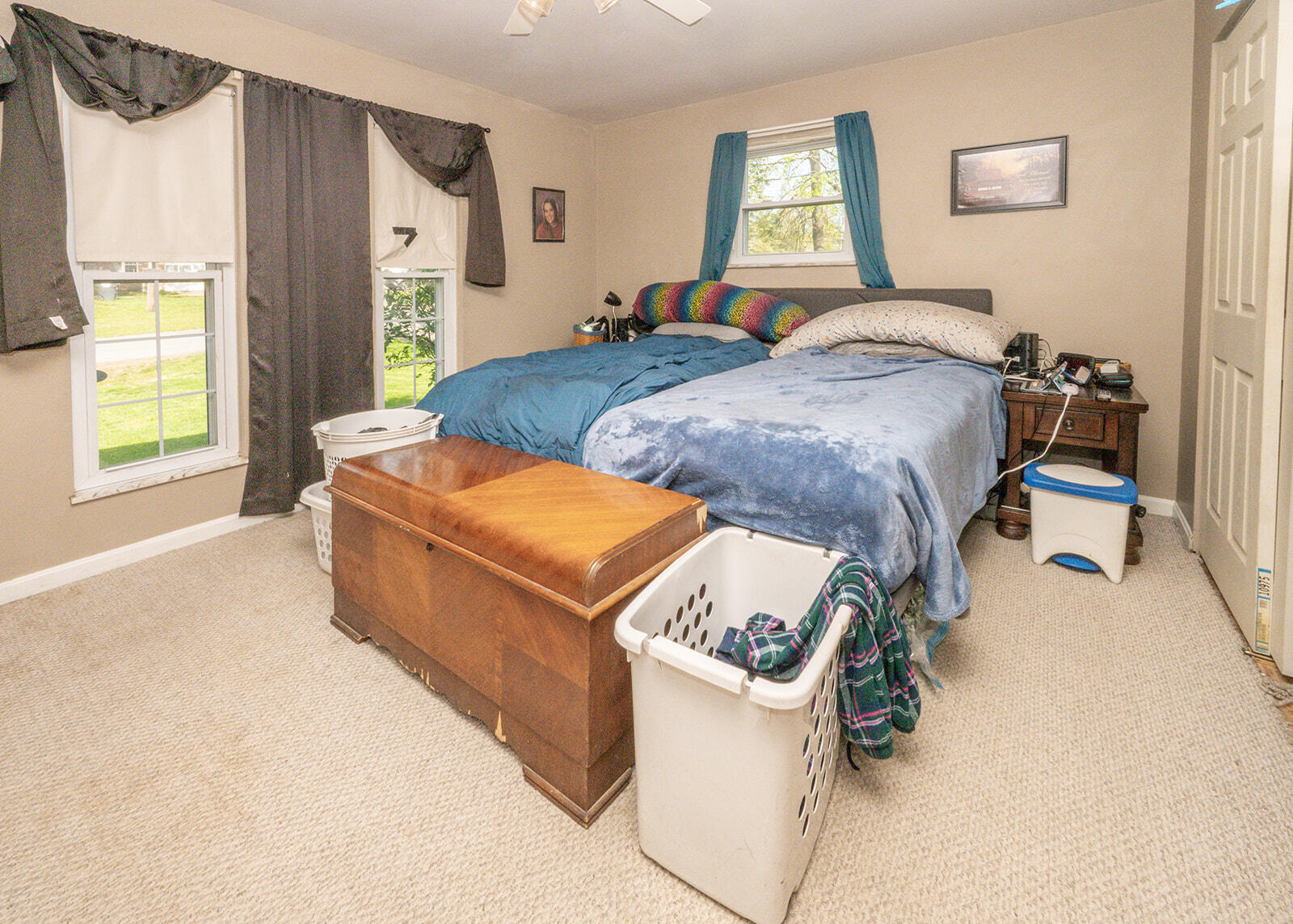 689 Skyline Drive