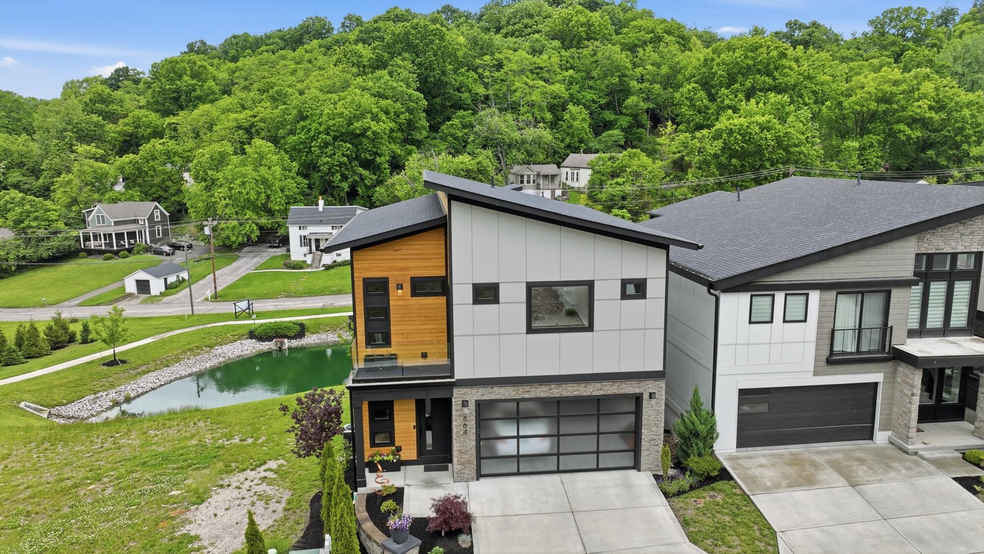 864 Belle Ridge Loop
