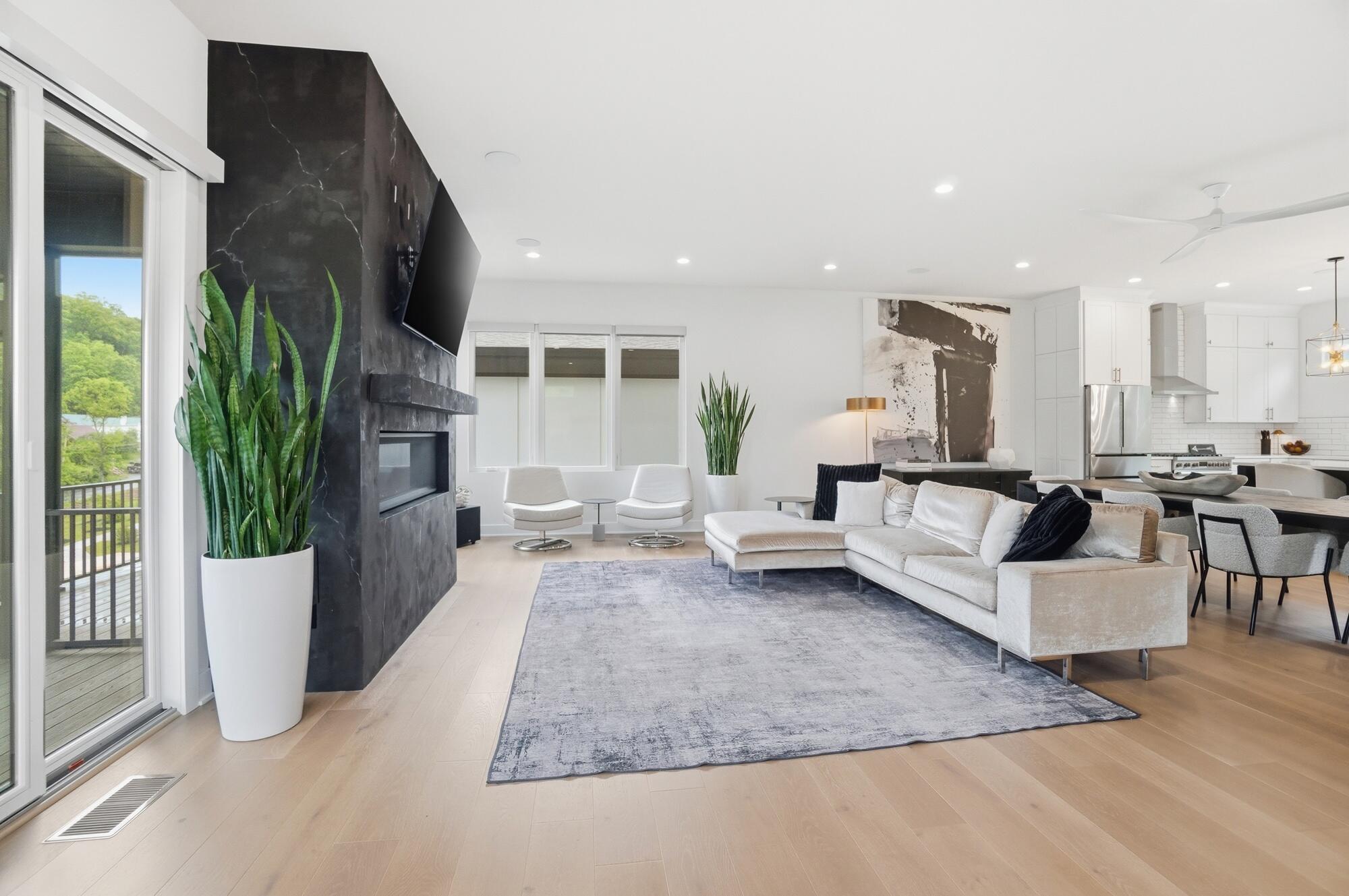864 Belle Ridge Loop
