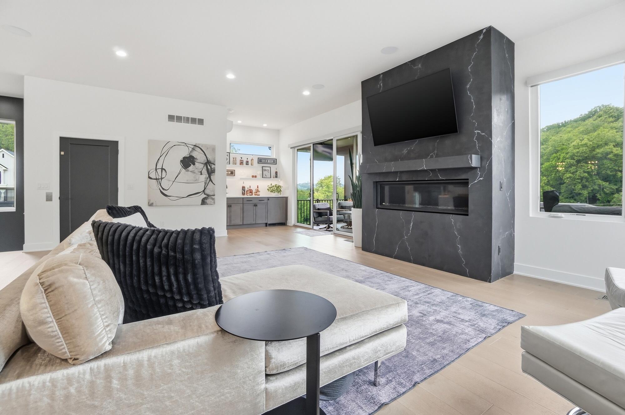 864 Belle Ridge Loop