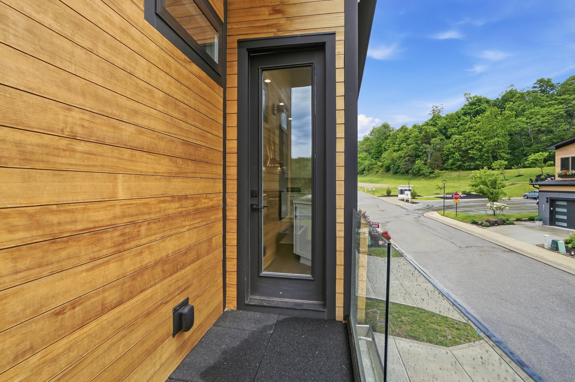 864 Belle Ridge Loop