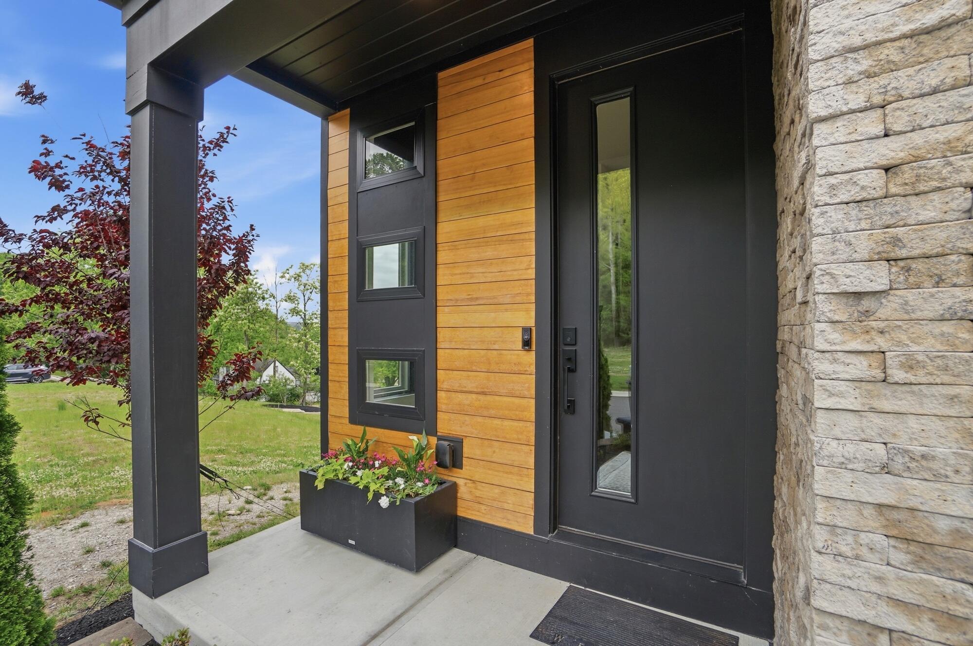 864 Belle Ridge Loop