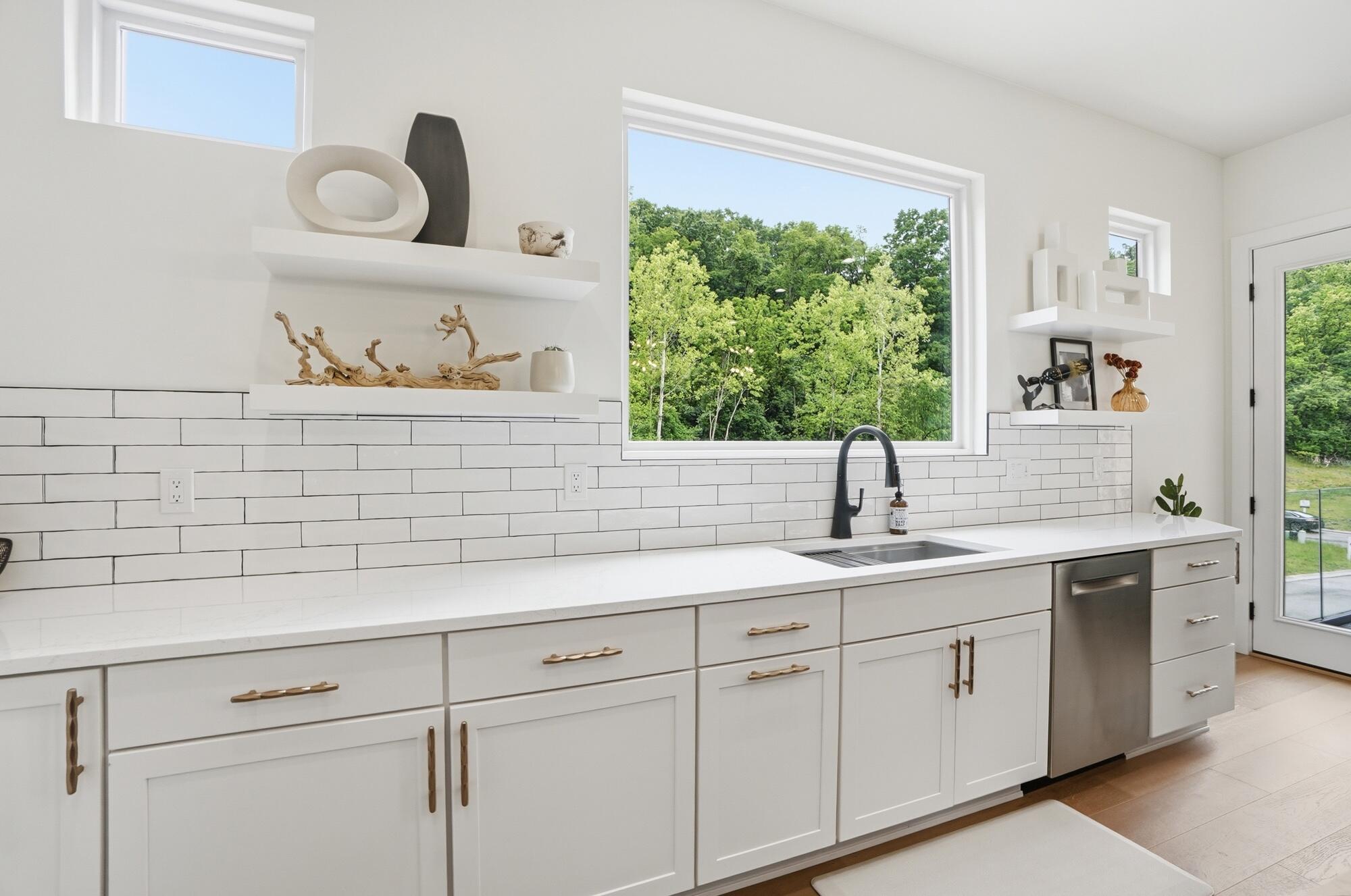 864 Belle Ridge Loop