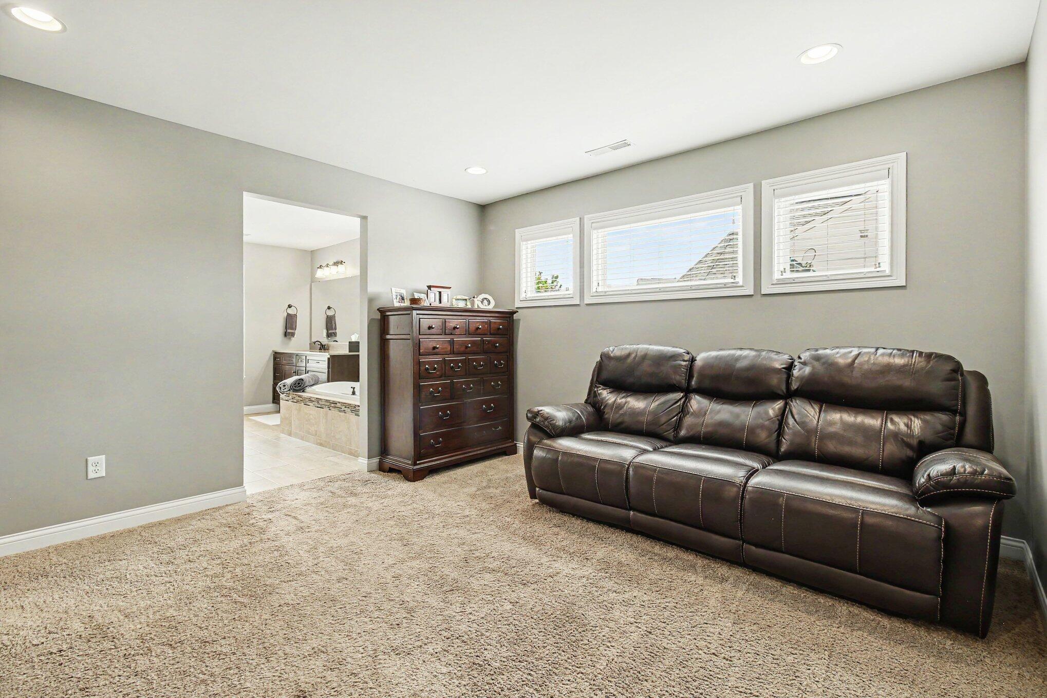 1342 Coastal Court