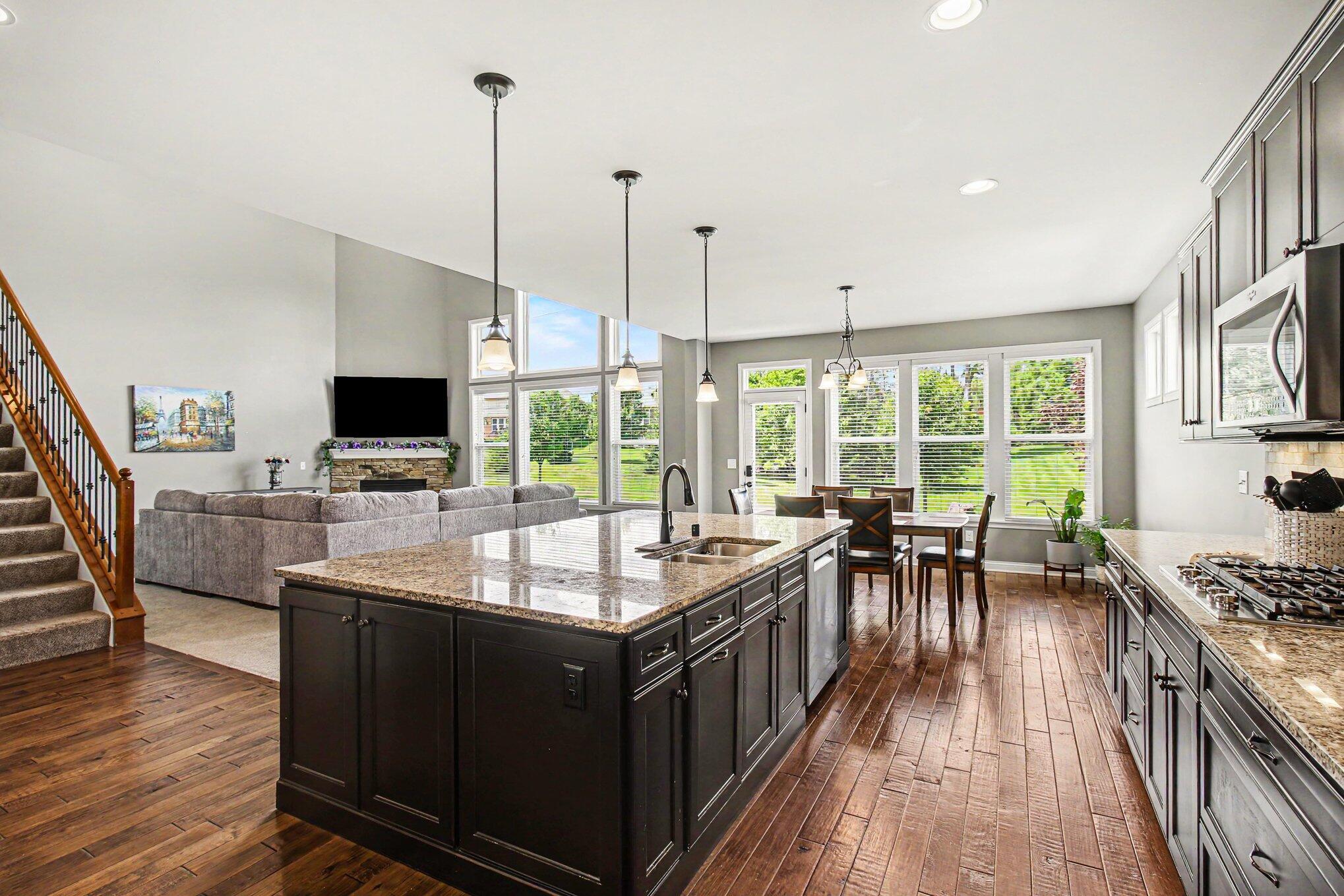 1342 Coastal Court