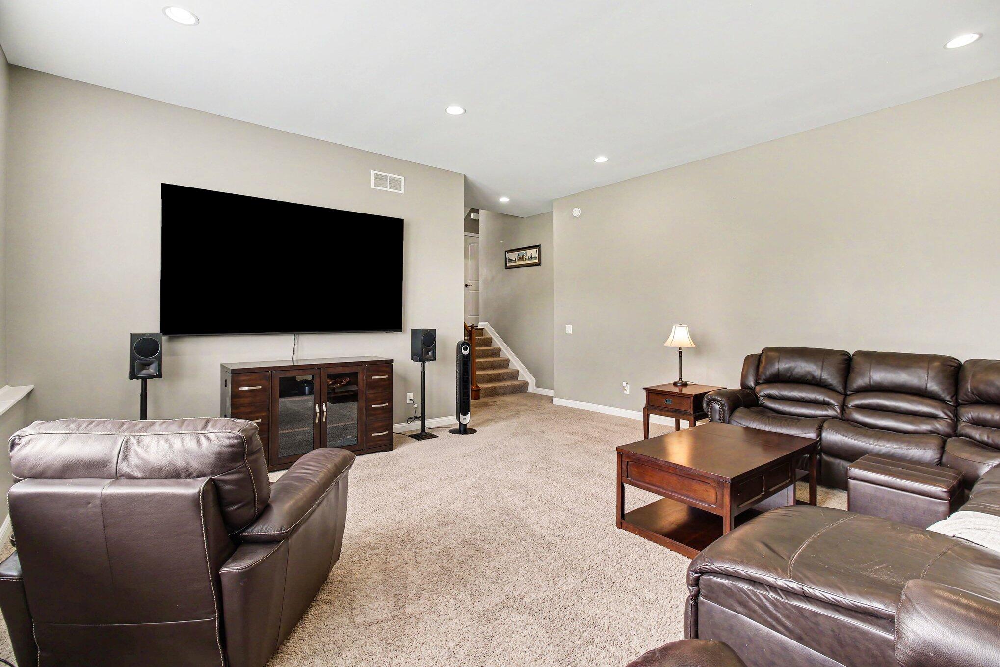 1342 Coastal Court