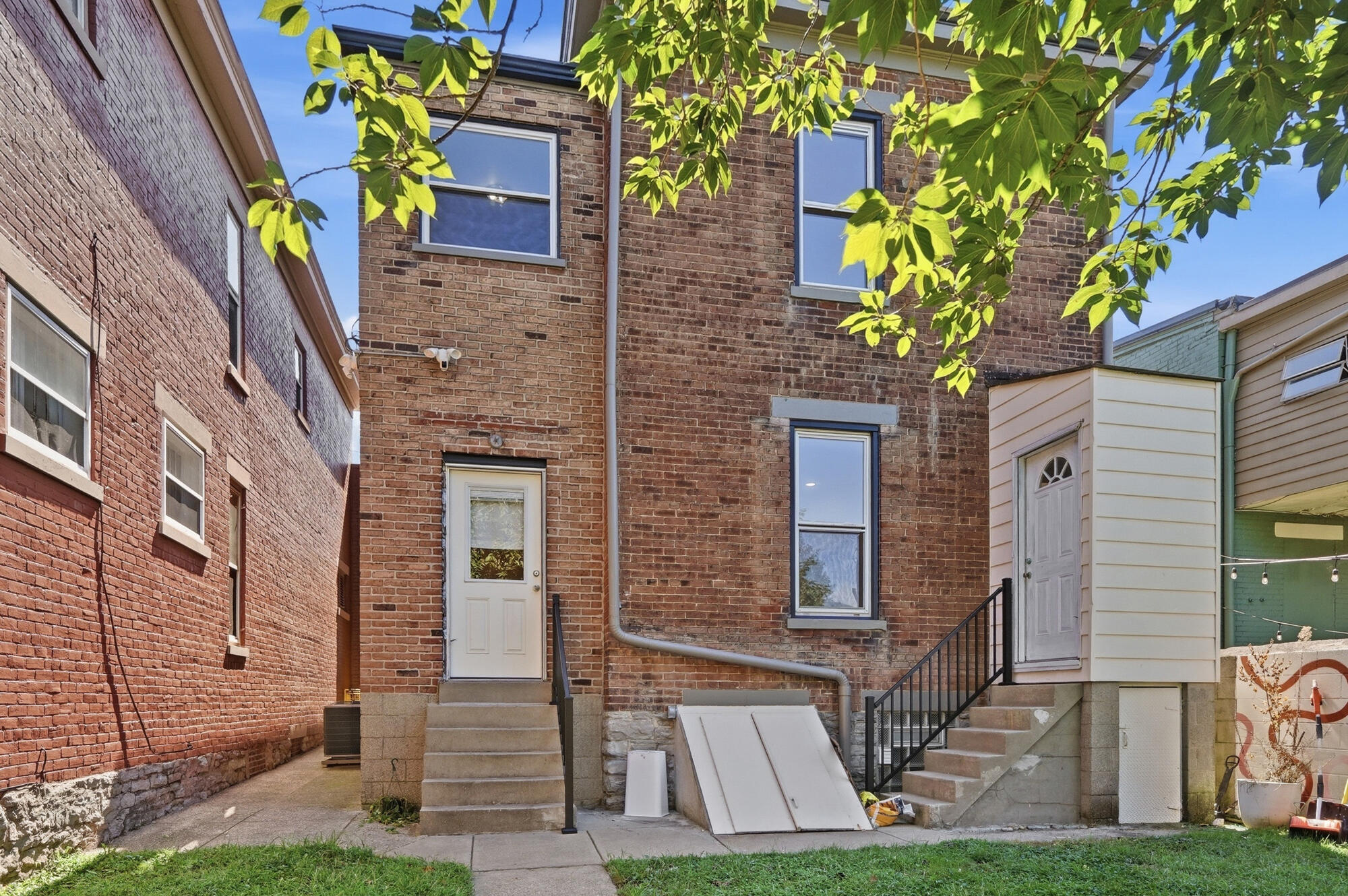 617 Fairfield Avenue