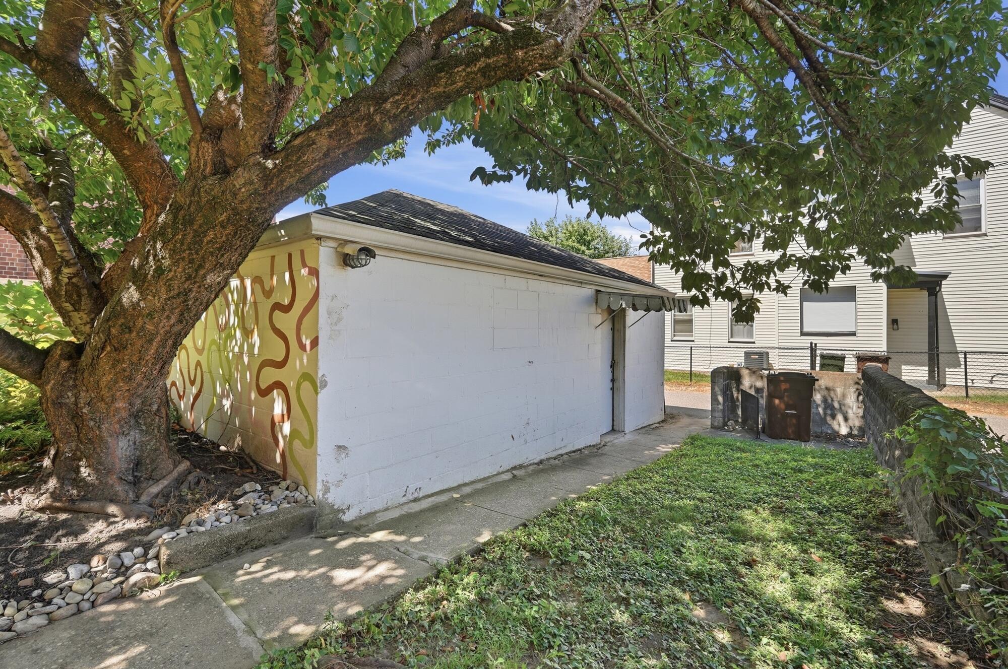 617 Fairfield Avenue