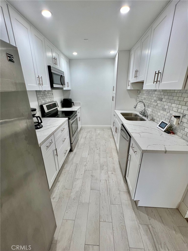 338 S Miraleste Drive 253