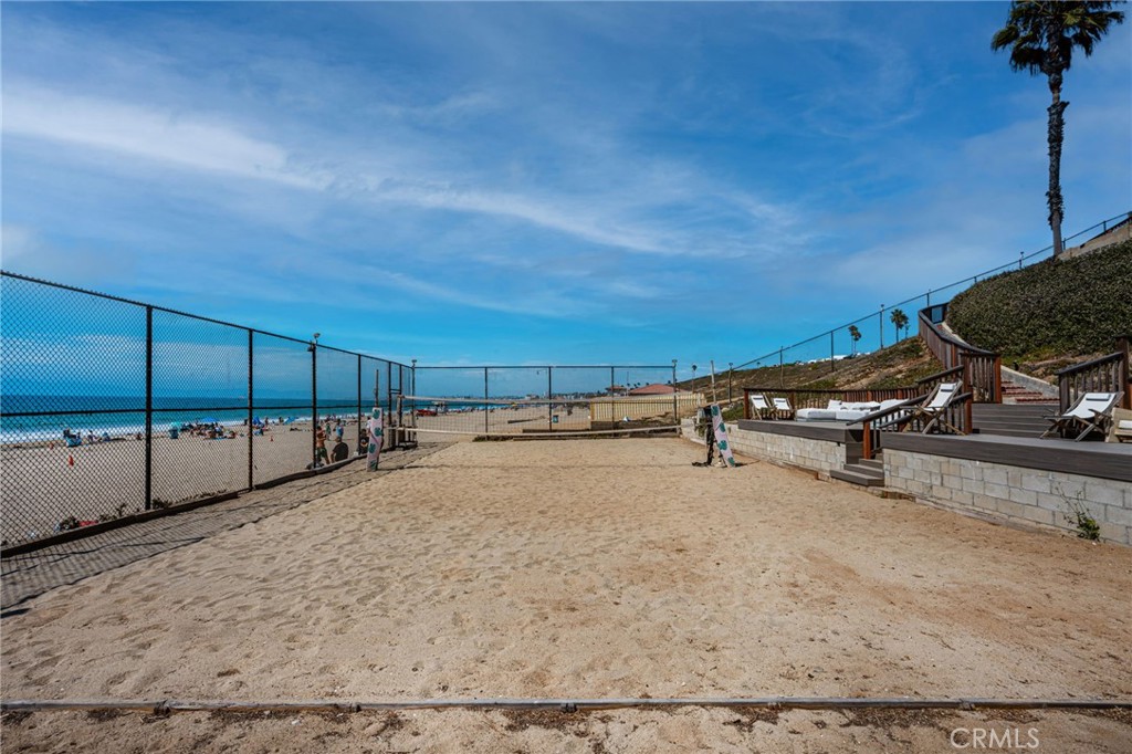 417 Paseo De La Playa
