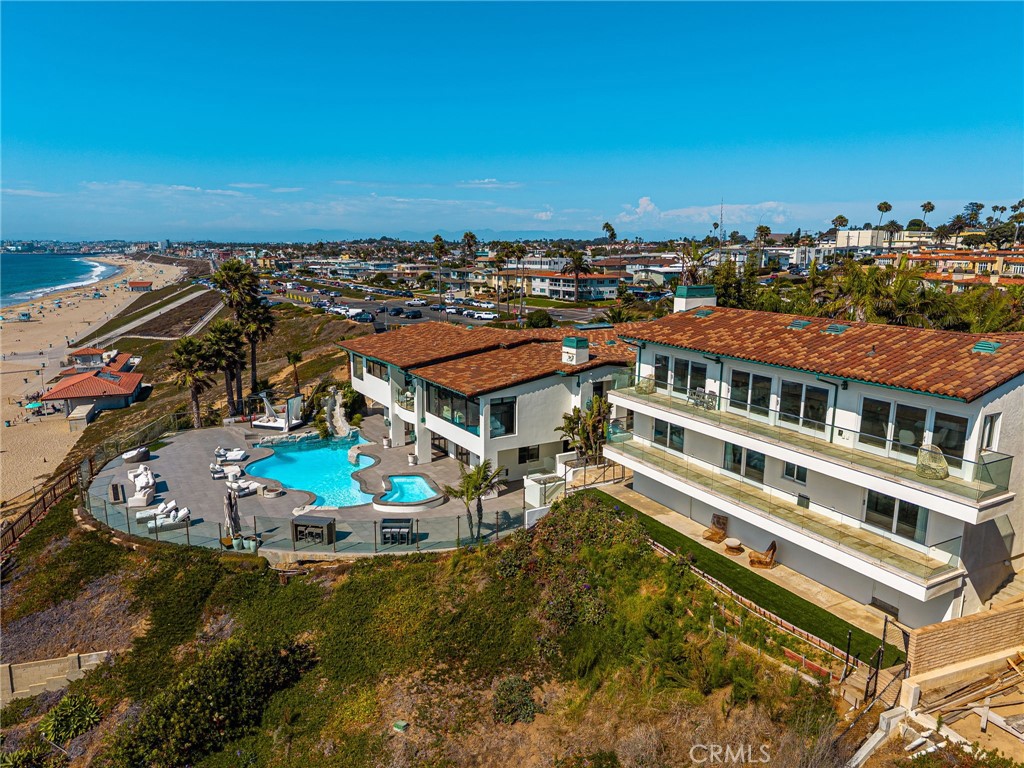 417 Paseo De La Playa