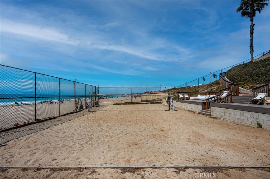417 Paseo De La Playa