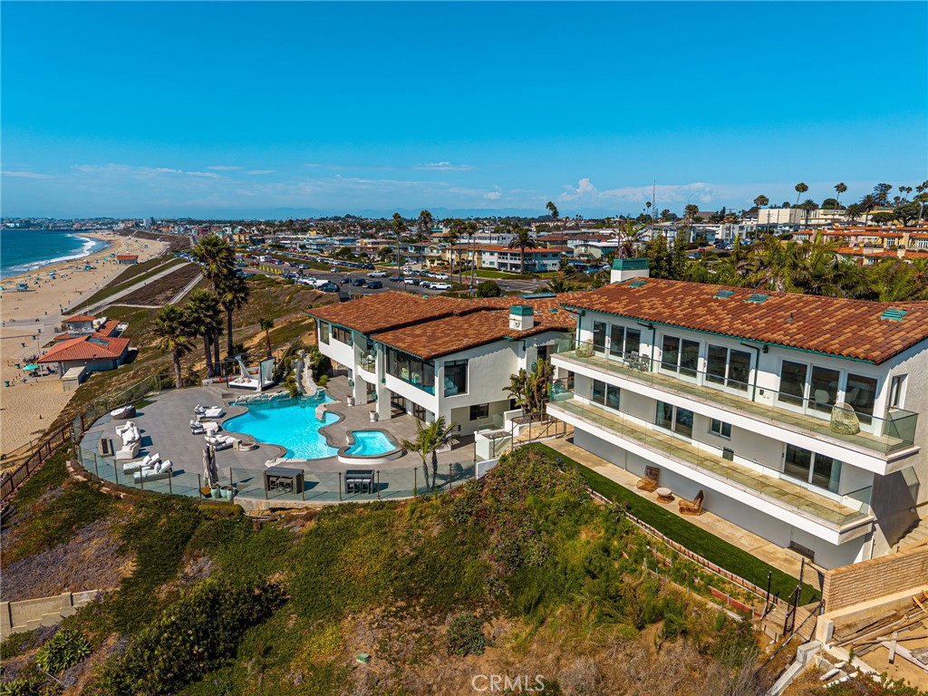 417 Paseo De La Playa