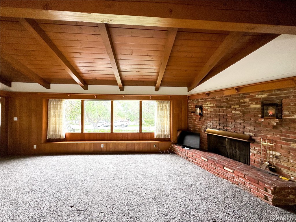 2424 Via Sonoma