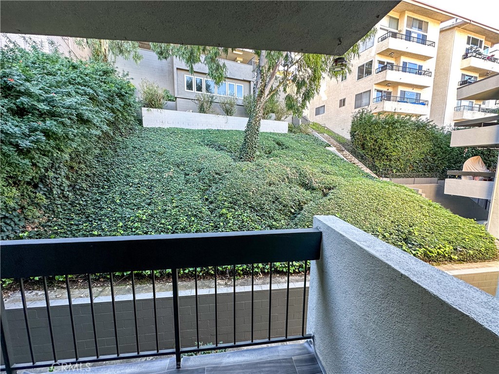 28121 Highridge Road Unit: 311