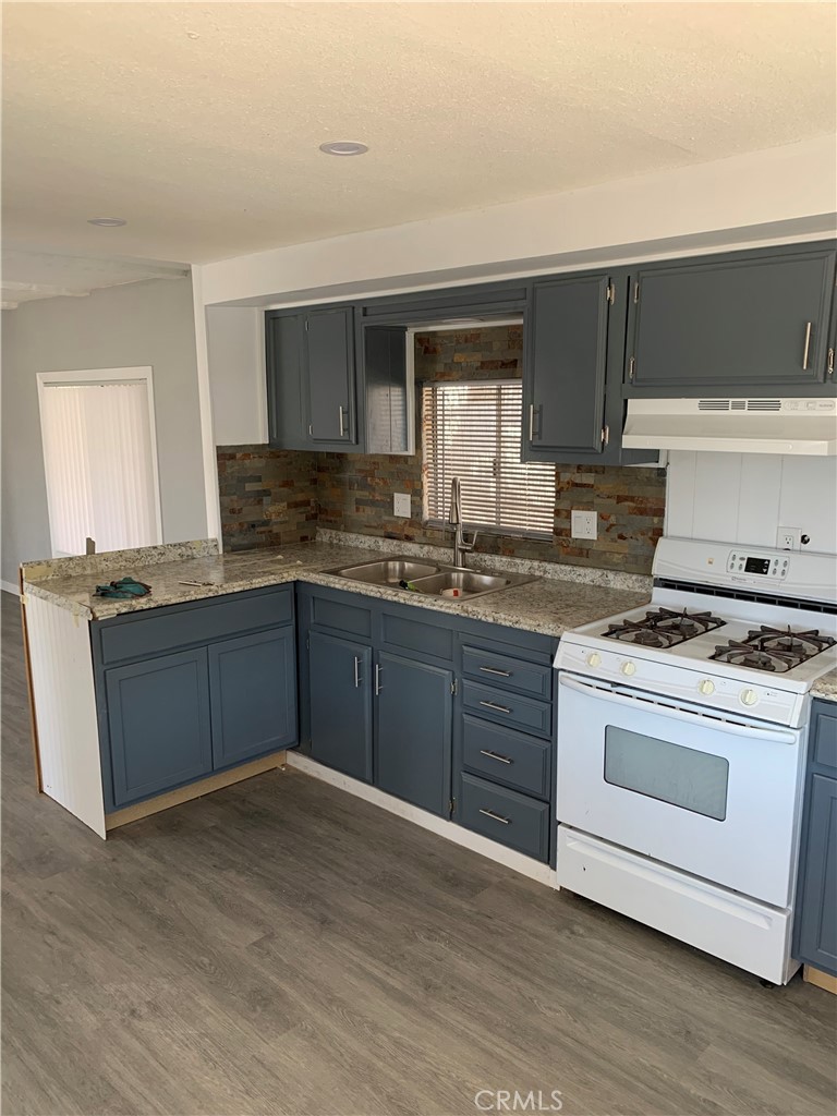 2451 Soledad Canyon Road 10