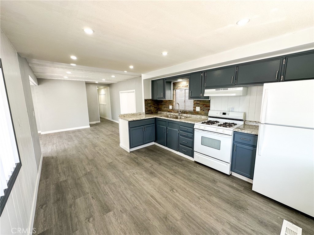 2451 Soledad Canyon Road 10