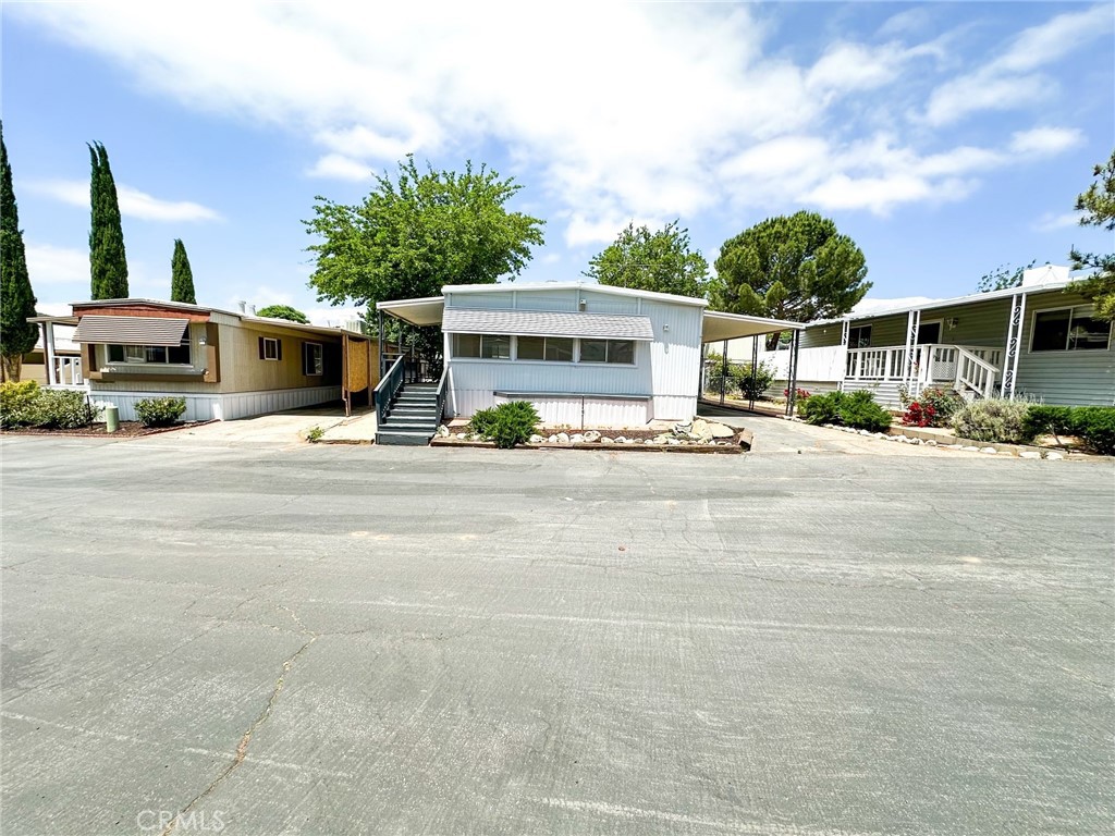 2451 Soledad Canyon Road 9