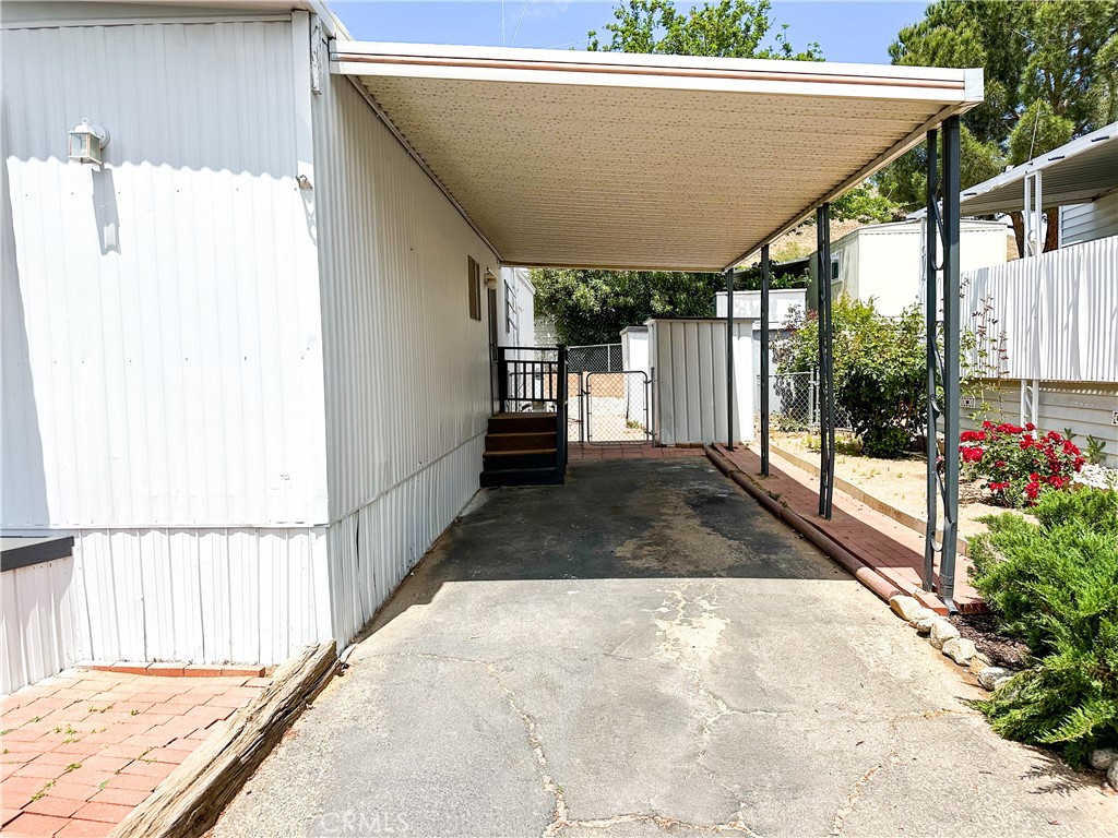 2451 Soledad Canyon Road 9