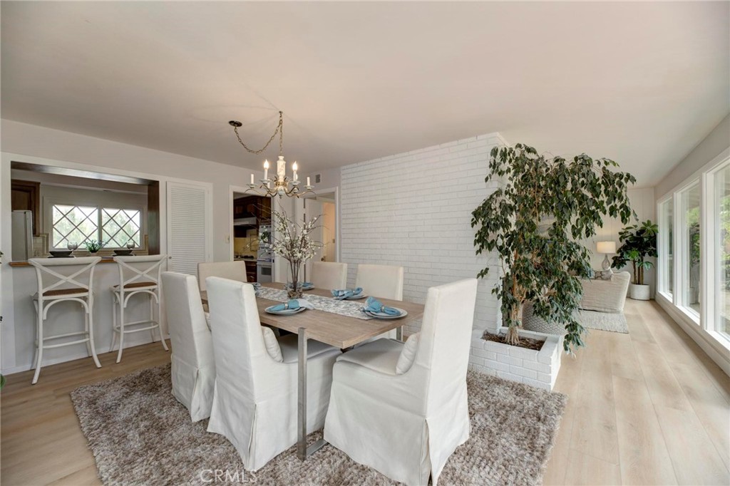 8 Silver Saddle Lane