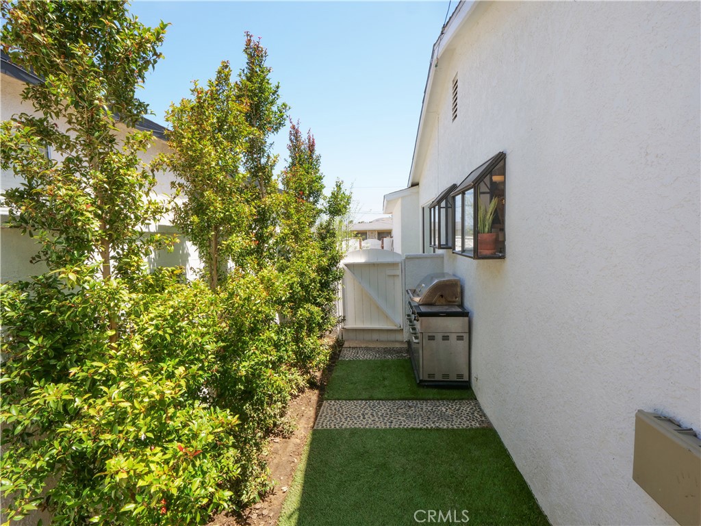 4817 Zakon Road