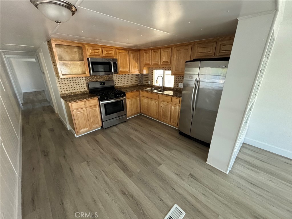 6475 Atlantic Avenue 223