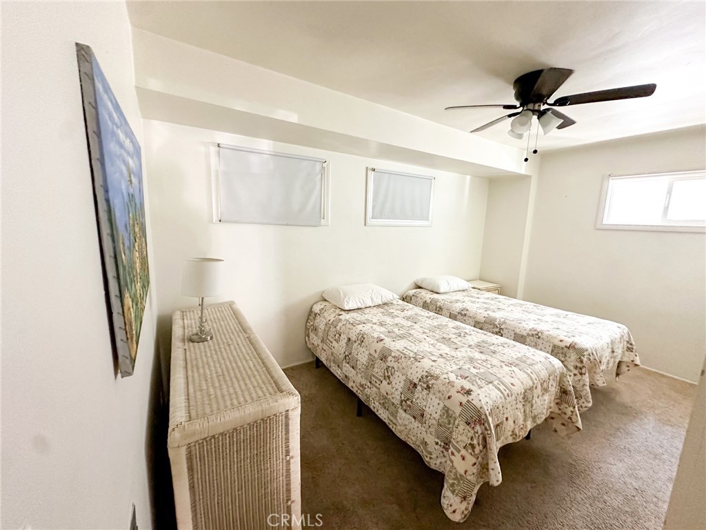 218 Agate Avenue Front