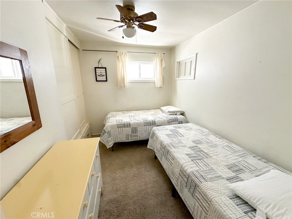 218 Agate Avenue Front