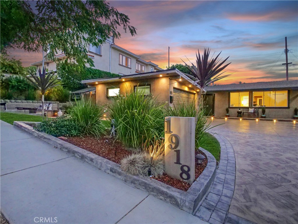 1918 Emilia Place