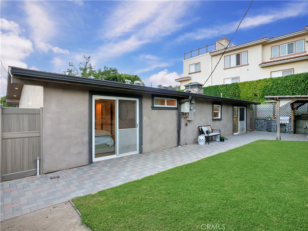 1918 Emilia Place