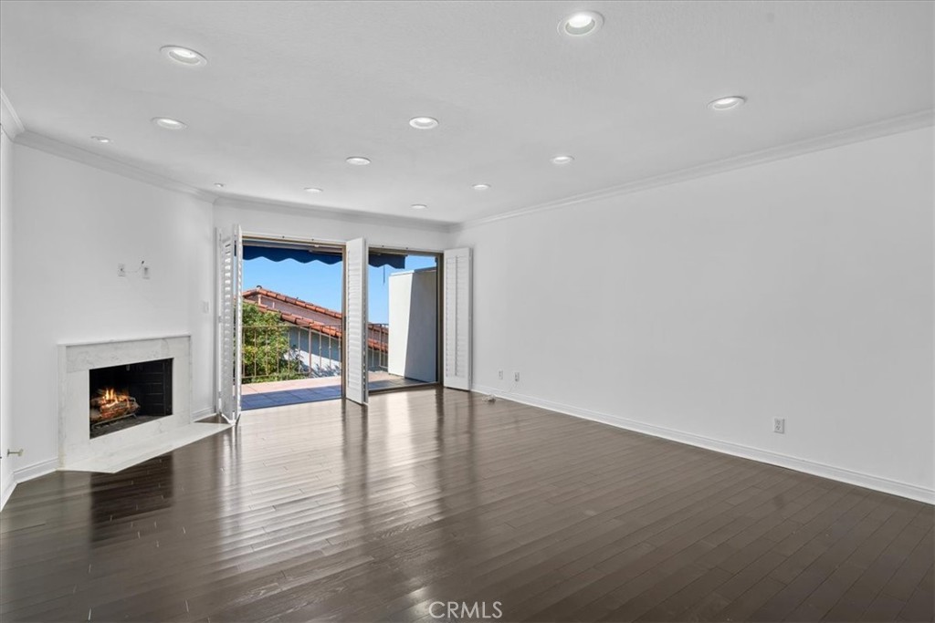 17 Ocean Crest Court