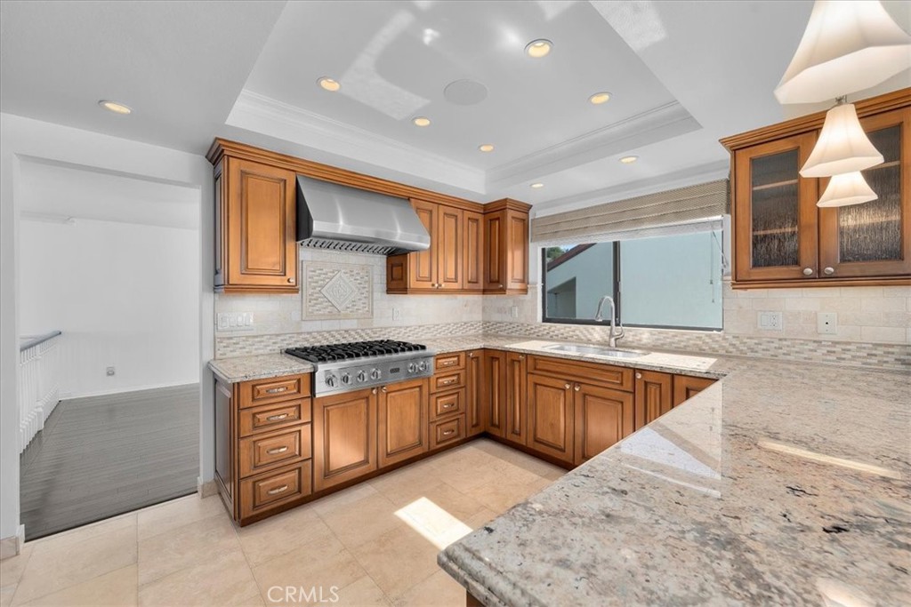 17 Ocean Crest Court
