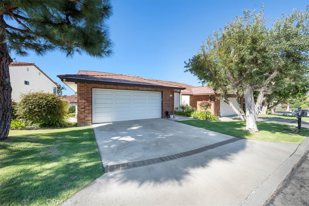 17 Ocean Crest Court