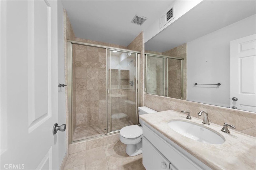 17 Ocean Crest Court