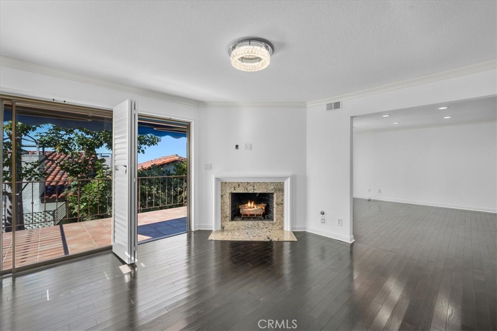 17 Ocean Crest Court