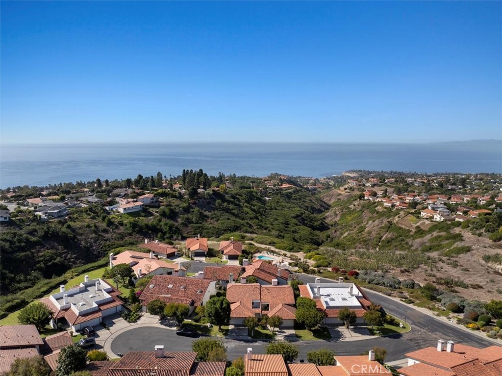 17 Ocean Crest Court