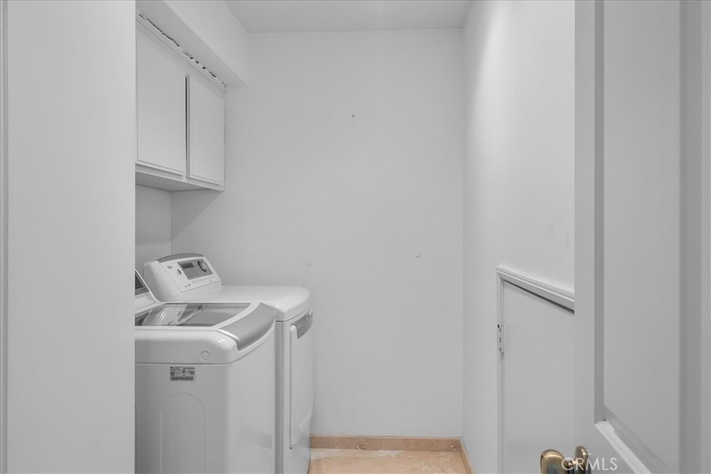 17 Ocean Crest Court