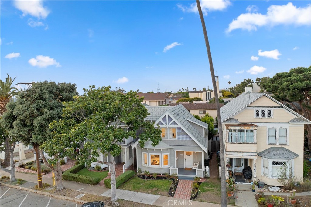 415 Emerald Street