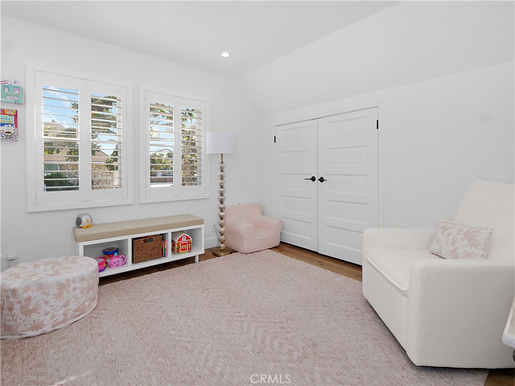 415 Emerald Street