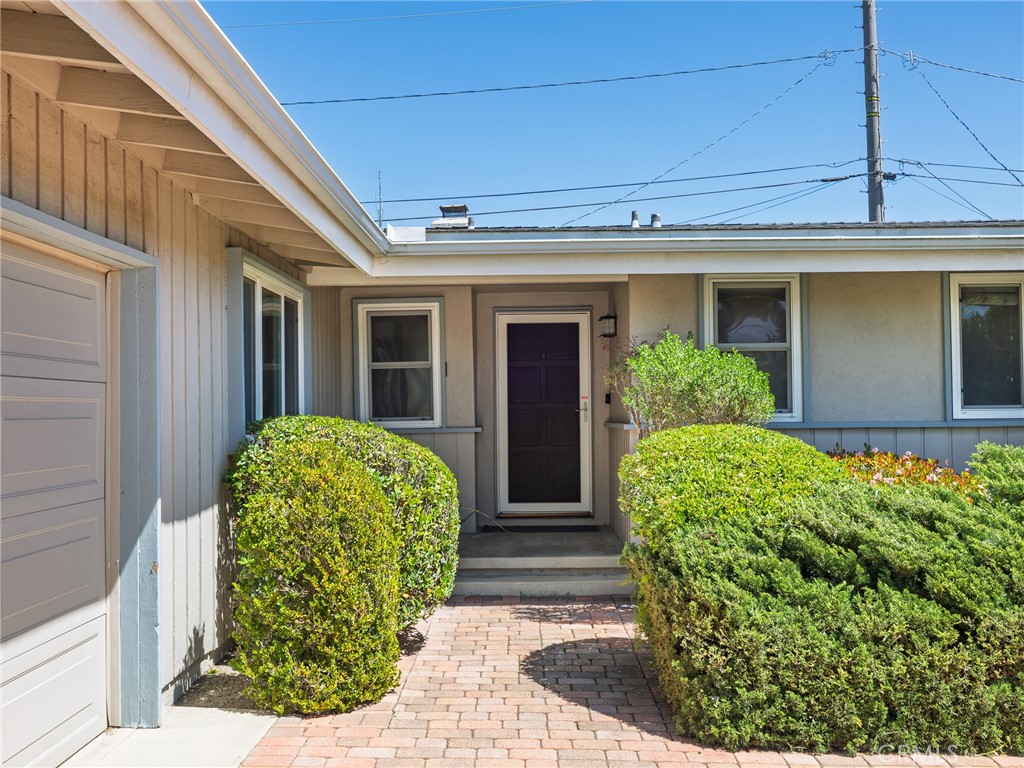 27012 Freeport Road