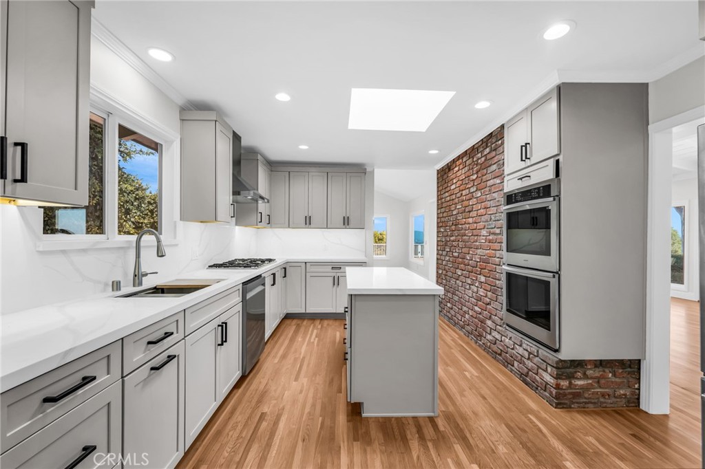 2417 Sunnyside Ridge Road