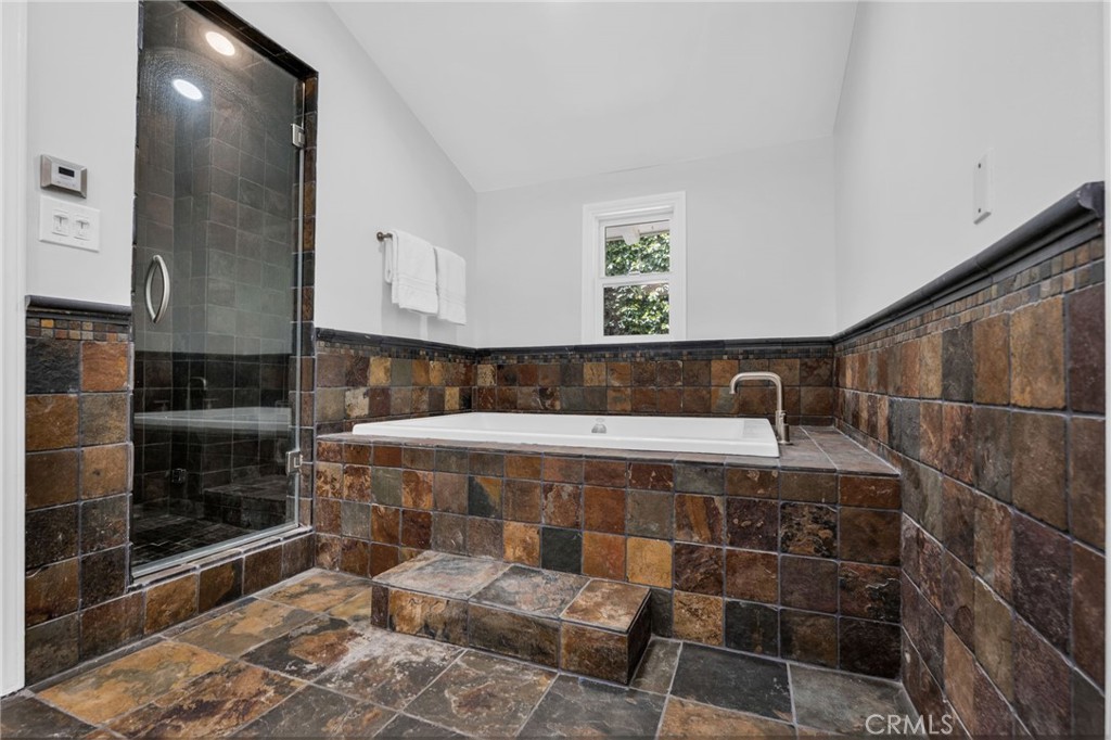 2417 Sunnyside Ridge Road