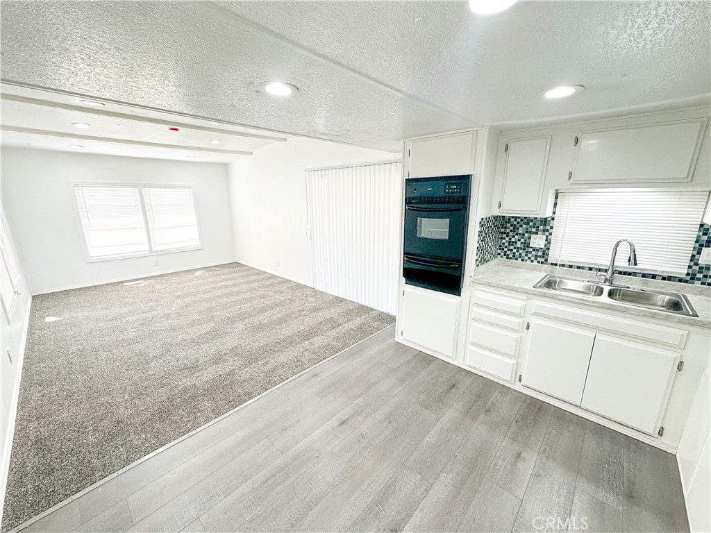 2451 Soledad Canyon Road 32