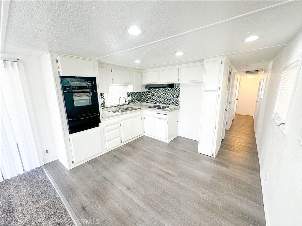 2451 Soledad Canyon Road 32