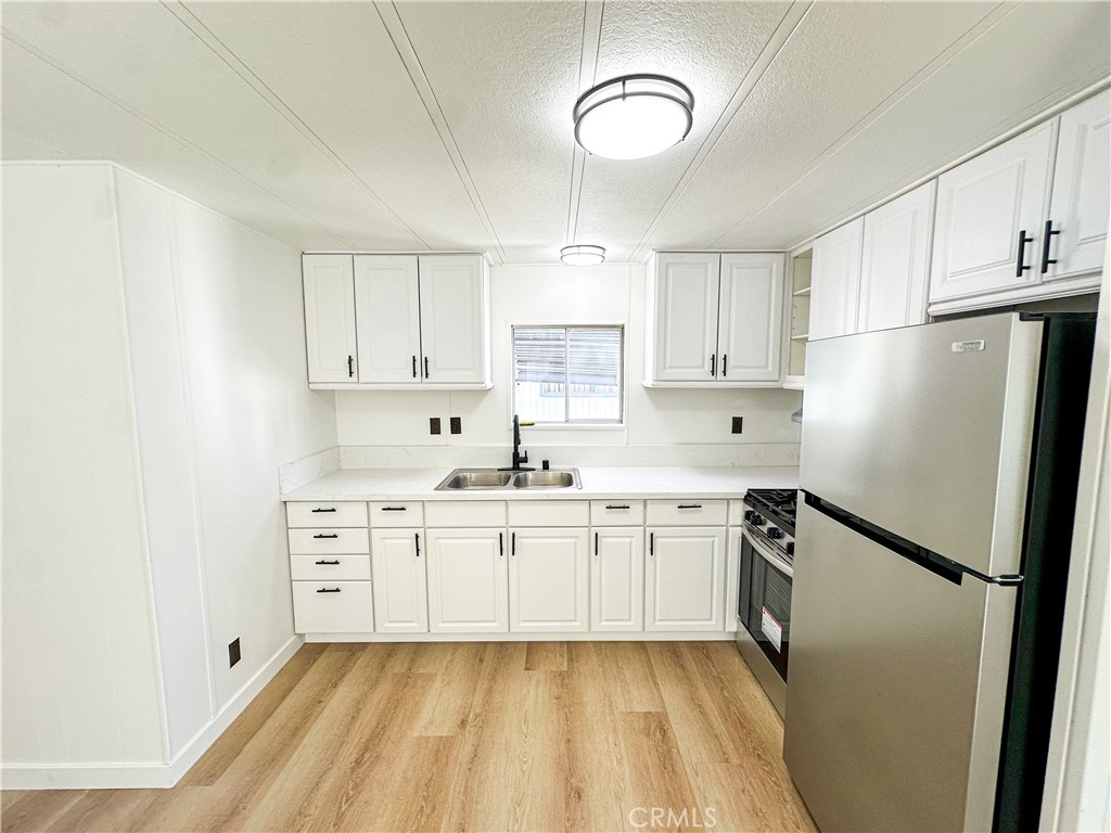 2436 Lomita Boulevard 11