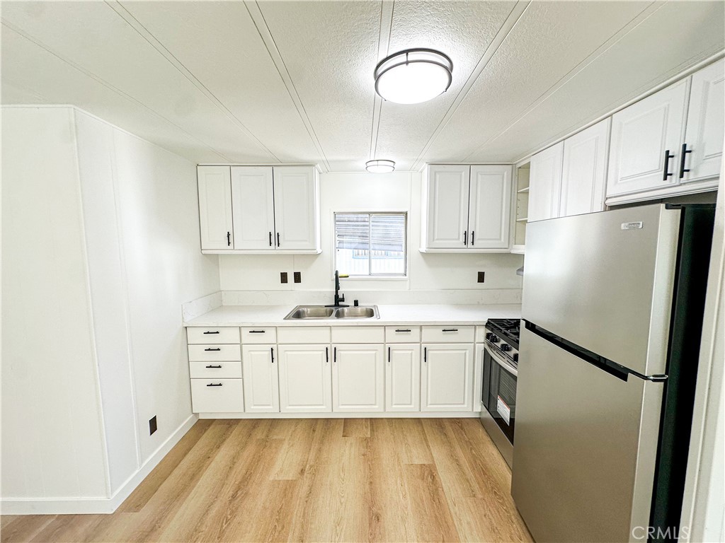 2436 Lomita Boulevard 11