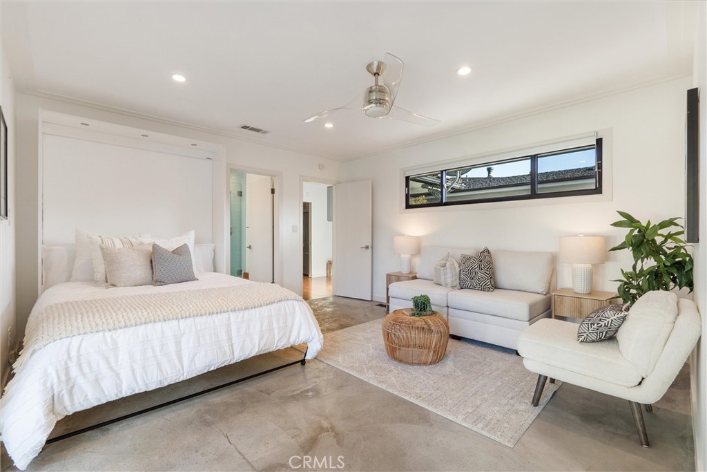 733 Hunter Drive