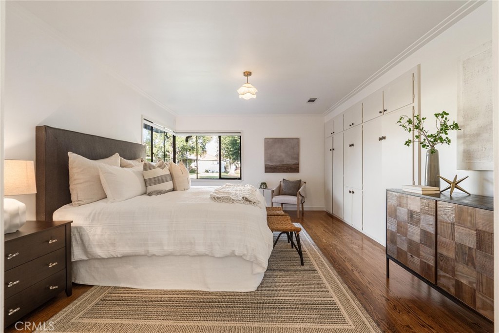 733 Hunter Drive