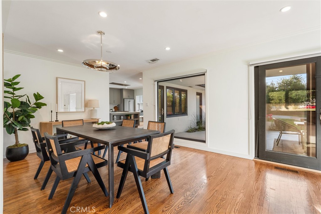 733 Hunter Drive